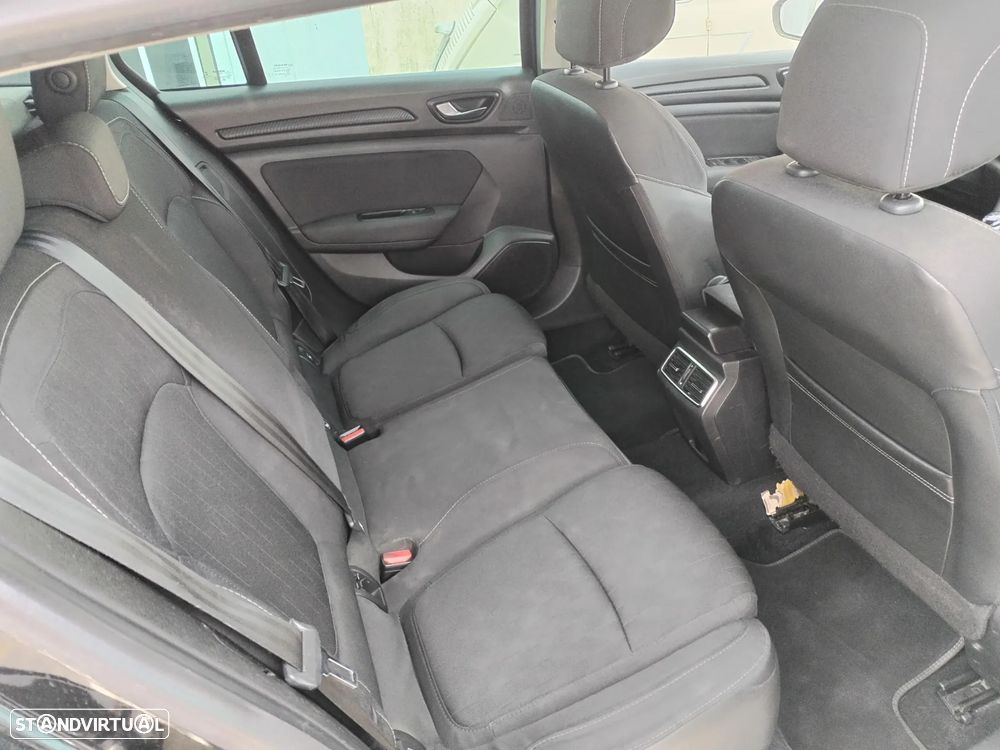 Renault Mégane Sport Tourer 1.5 Blue dCi Limited - 4