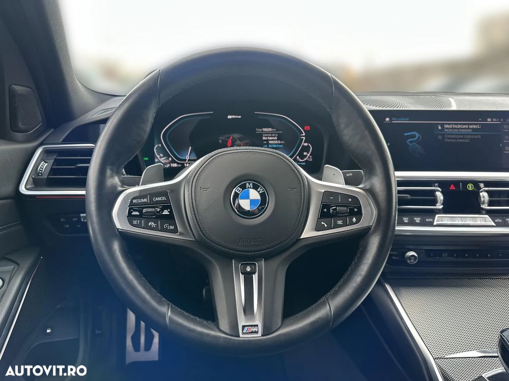 BMW Seria 3 330e xDrive Aut. - 16