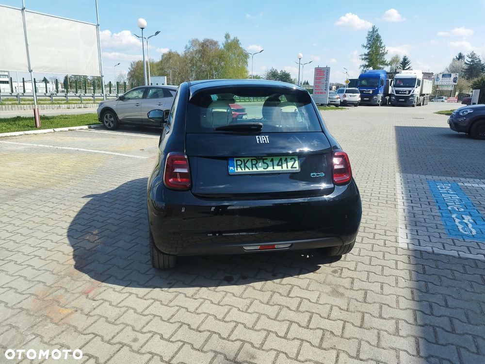 Fiat 500e 42kWh ICON - 5