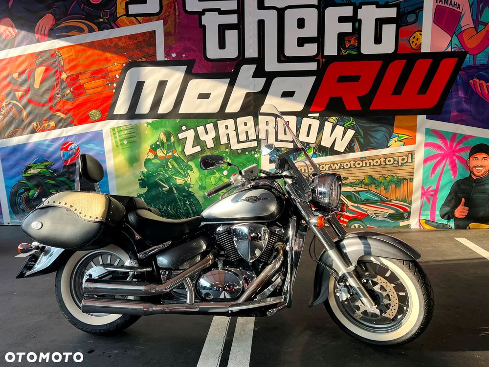 Suzuki Intruder - 2