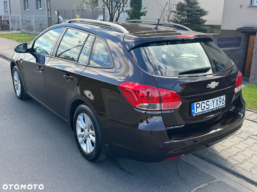 Chevrolet Cruze 1.8 LT - 3