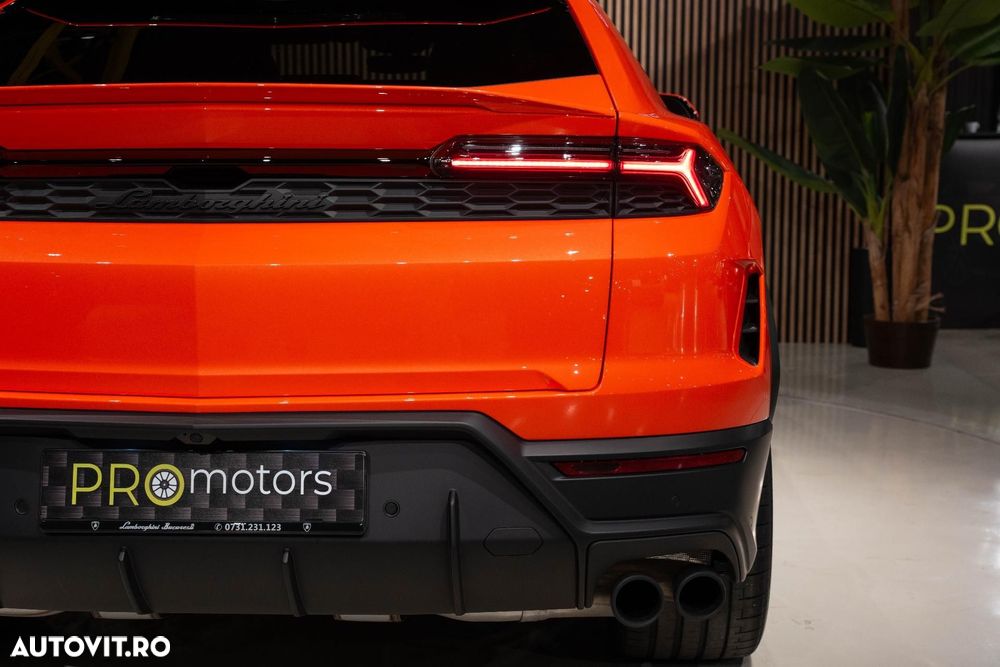 Lamborghini URUS - 18