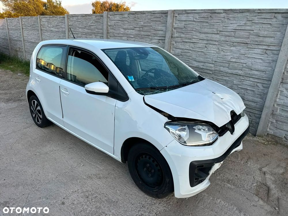 Volkswagen up! Active - 4