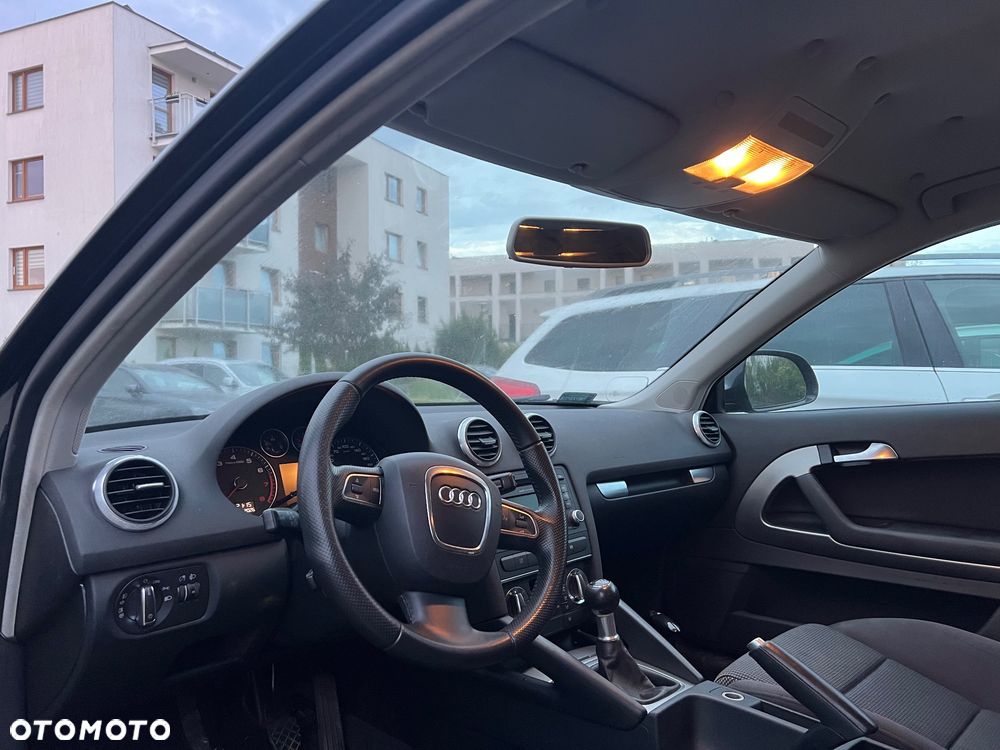 Audi A3 3-drzwiowe 1.4 TFSI Ambition - 2