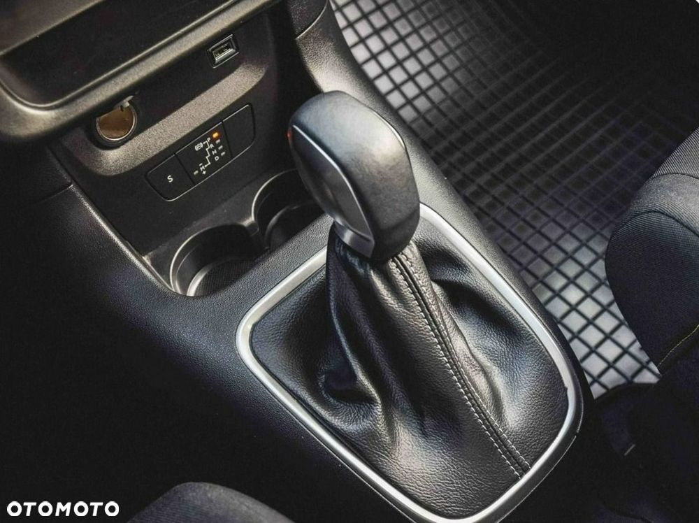 Citroën C3 Pure Tech 110 S&S EAT6 MAX - 7