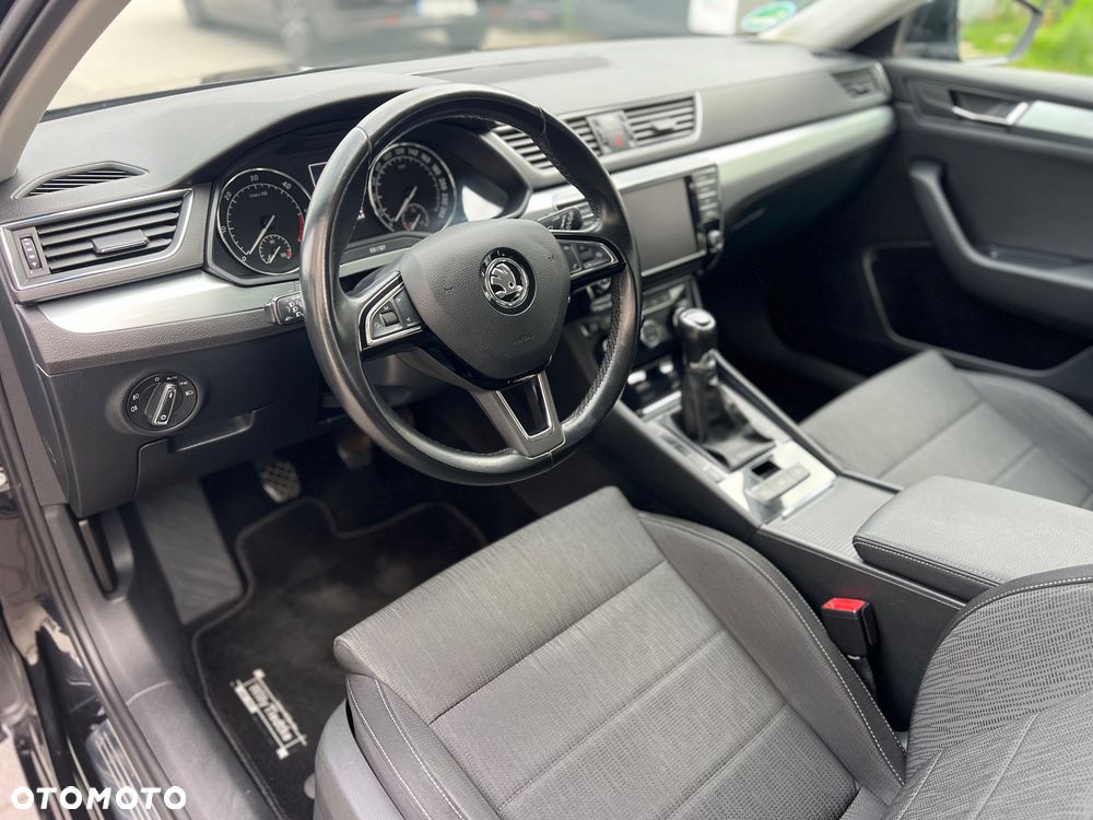 Skoda Superb 2.0 TDI Active - 16