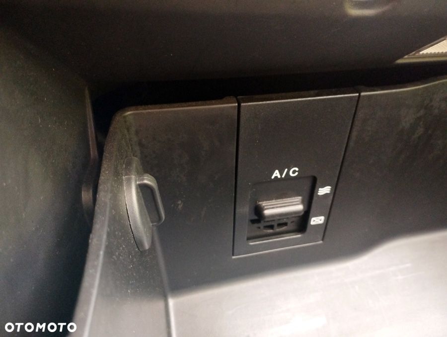 Kia Ceed 1.4 CVVT Spirit - 15