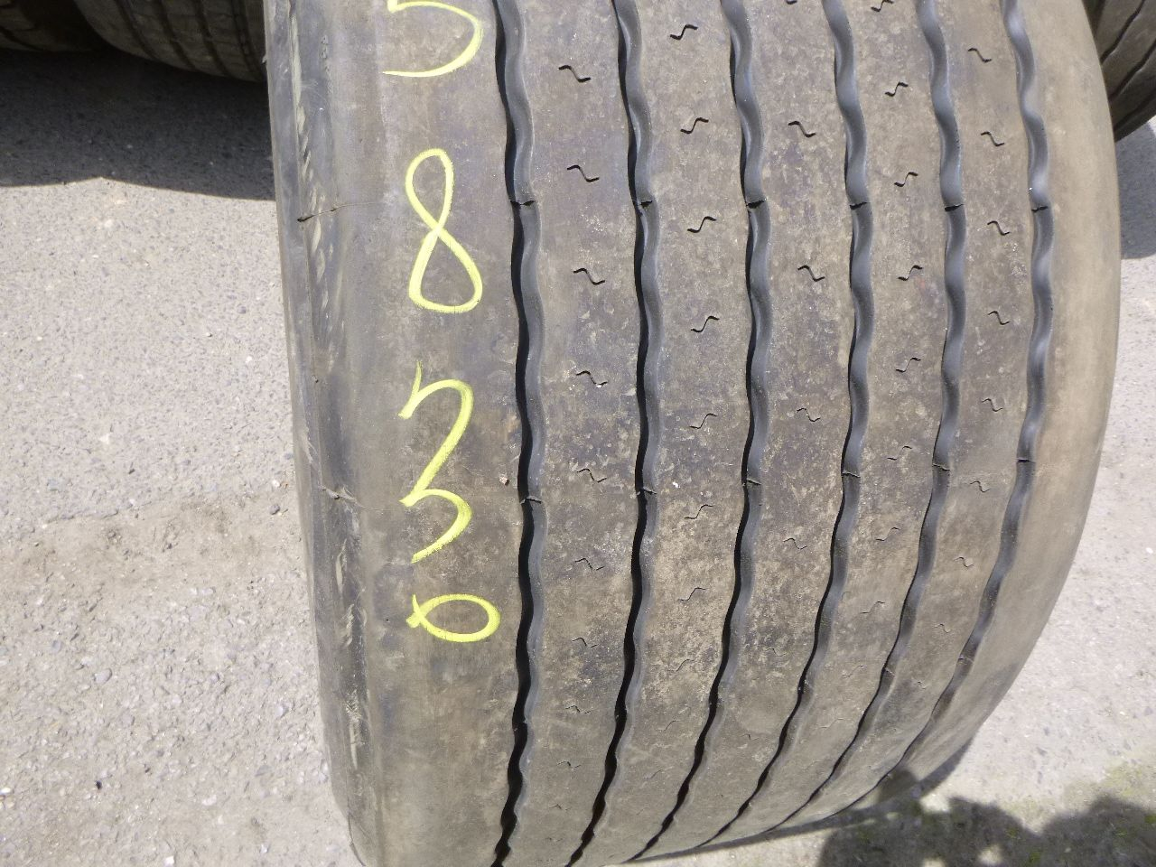 445/45r19.5 Semperit - 2