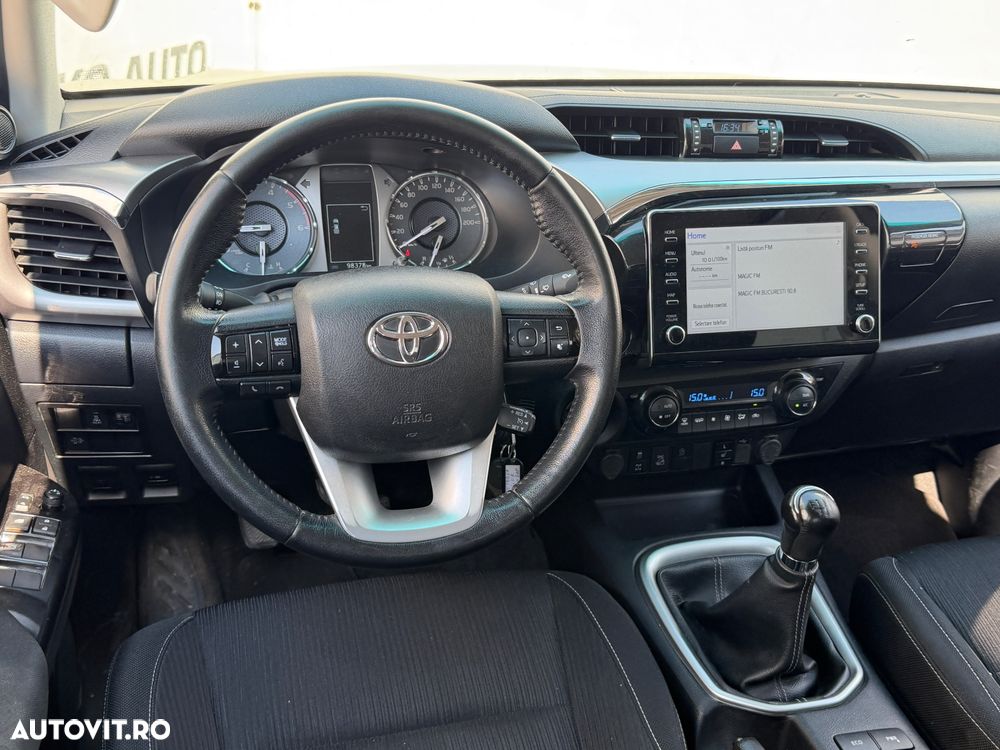 Toyota Hilux 2.4D 150CP 4x4 Double Cab 6MT Style - 11