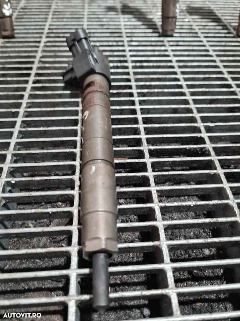 Injector Volvo XC60 2.4 D 2008 - 2013 205CP D5244T10 (893) 0445116016 - 2