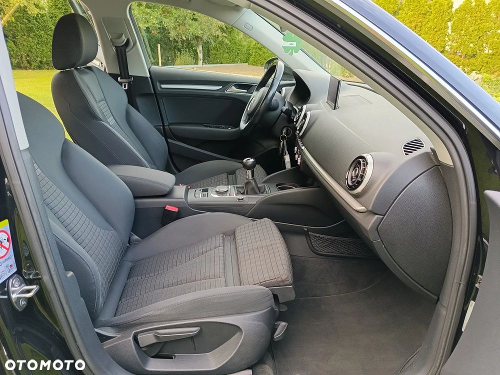 Audi A3 Sportback 2.0 TDI Ambition - 13