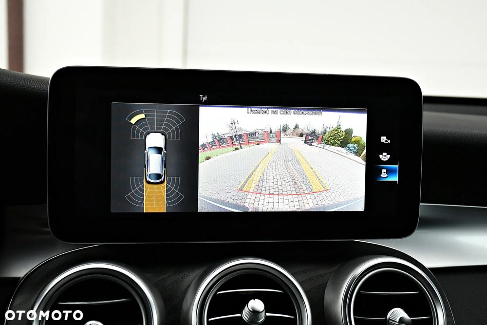 Mercedes-Benz GLC 200 4Matic 9G-TRONIC AMG Line - 31