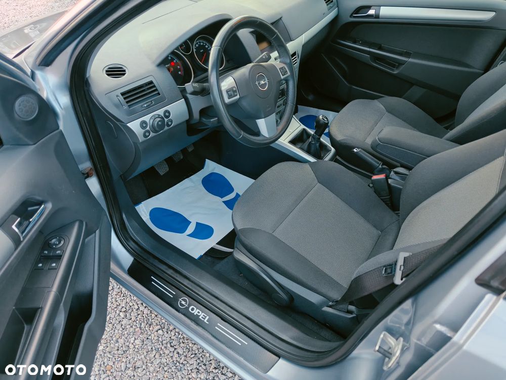 Opel Astra - 19