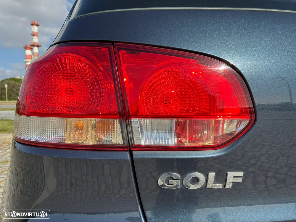 VW Golf 1.2 TSi Confortline BlueMotion - 2