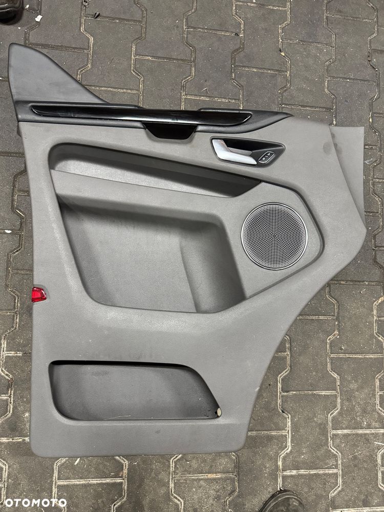 Tapicerka drzwi kierowcy Ford Transit Turneo Custom lift