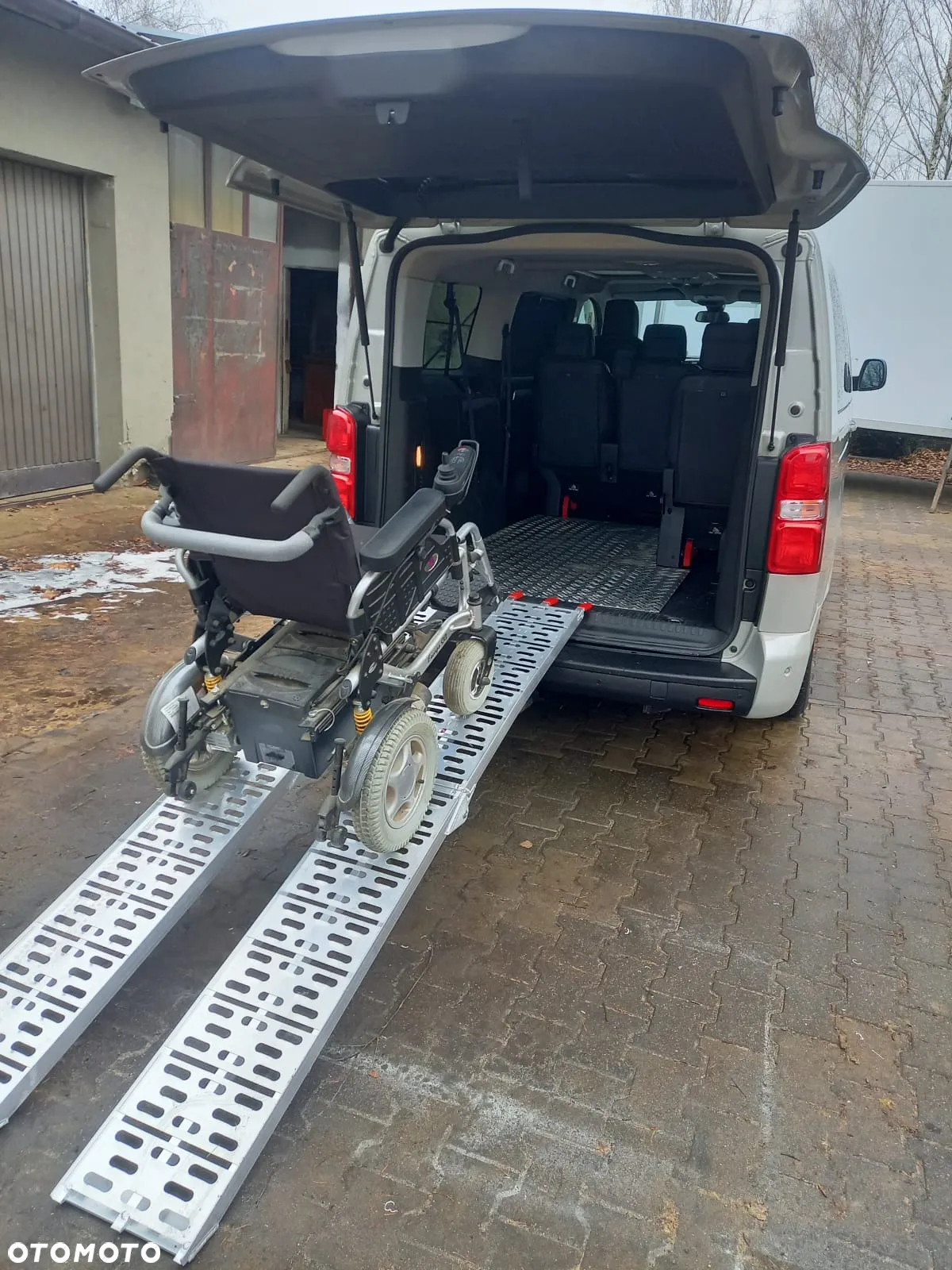 Toyota Proace Verso 2.0 D4-D Long VIP - 35