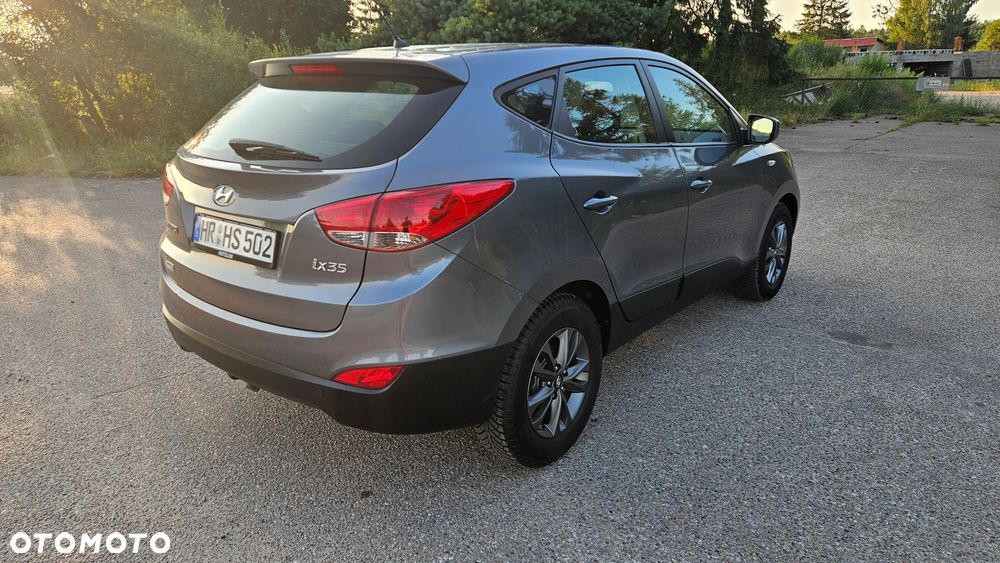 Hyundai ix35 1.6 2WD Fifa World Cup Edition - 5