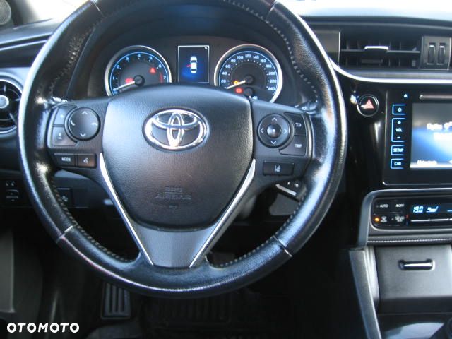 Toyota Corolla 1.6 Premium EU6 - 21