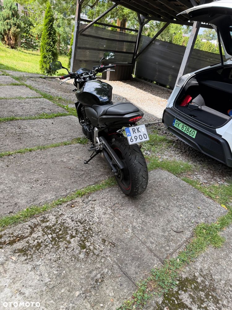 Honda Hornet - 12
