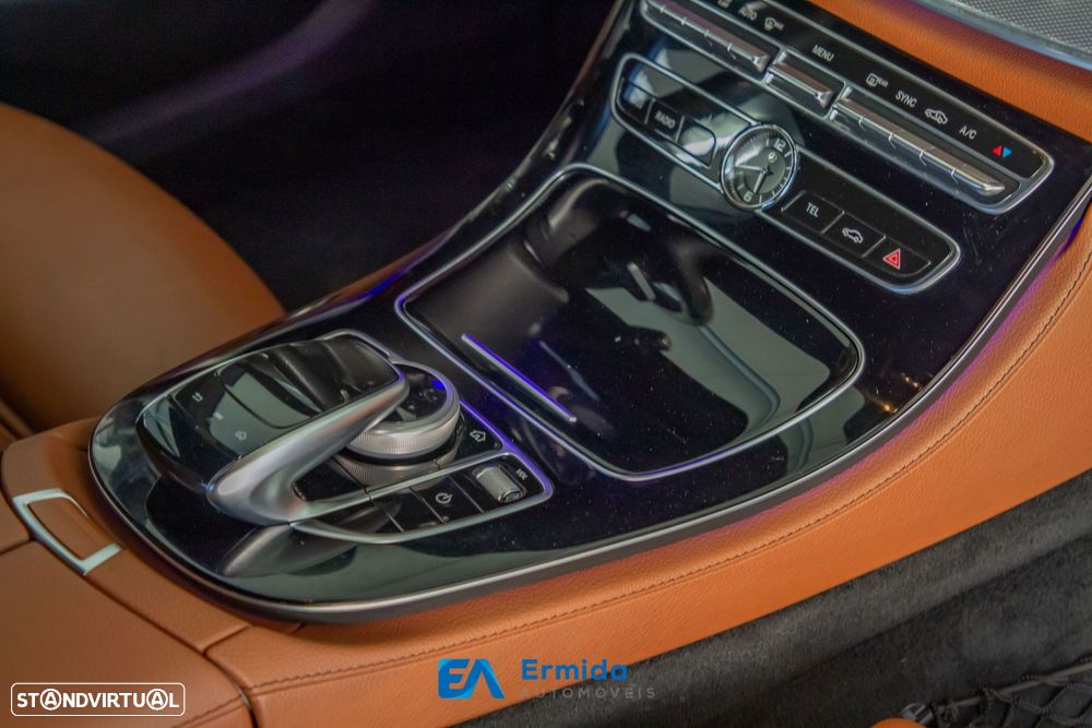 Mercedes-Benz E 220 d AMG - 38