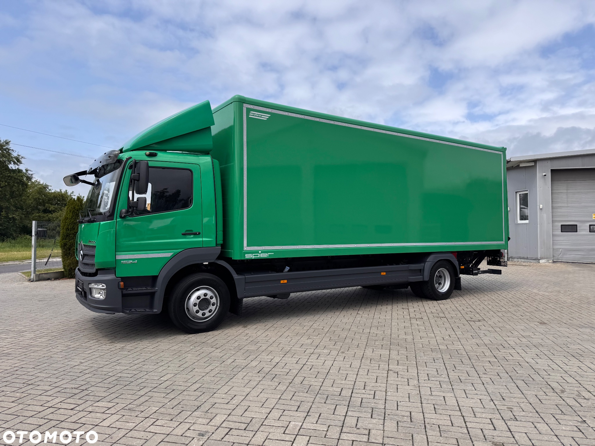 Mercedes-Benz ATEGO - 18
