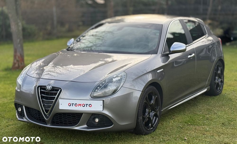 Alfa Romeo Giulietta - 1