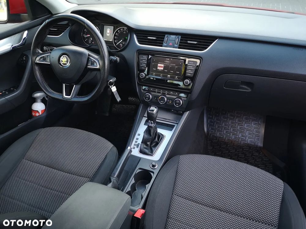 Skoda Octavia 1.4 TSI DSG Ambition - 16
