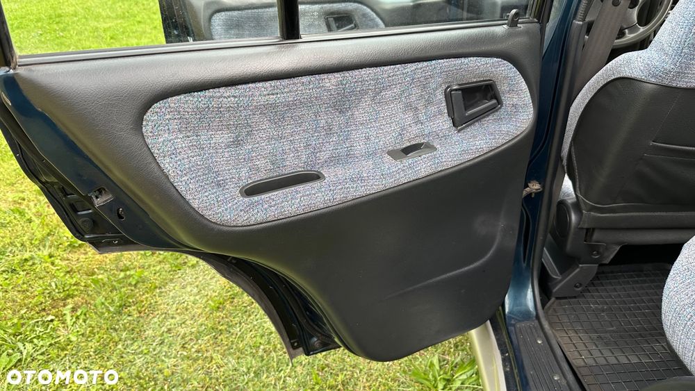 Suzuki Vitara - 17
