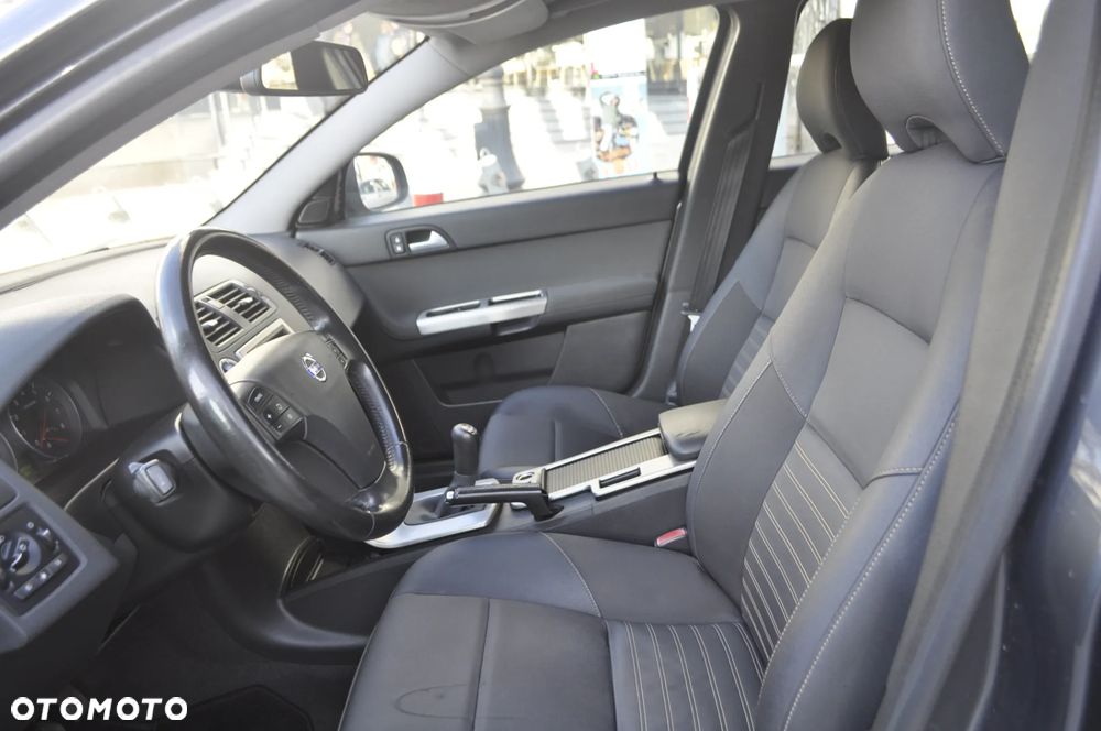 Volvo V50 - 7