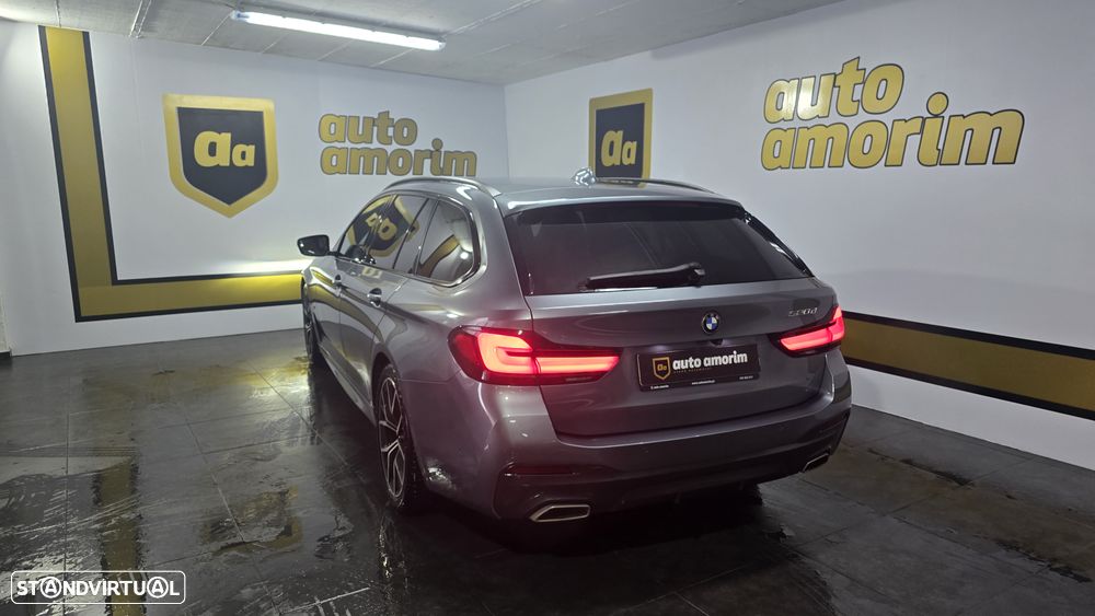 BMW 520 d Pack Desportivo M Auto - 13