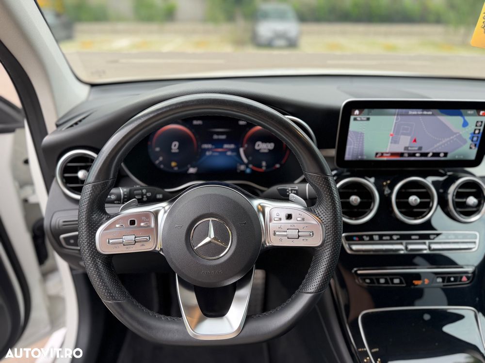 Mercedes-Benz GLC 300 d 4MATIC 9G-TRONIC AMG Line Plus - 16