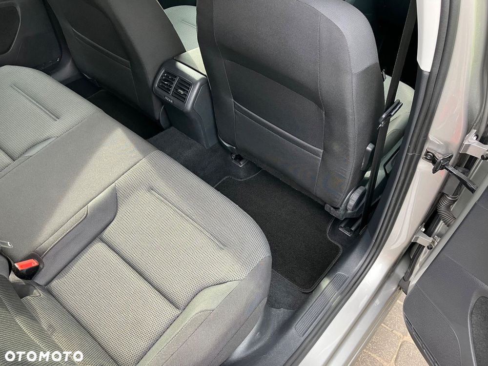 Volkswagen Golf 1.6 TDI BMT Comfortline - 8