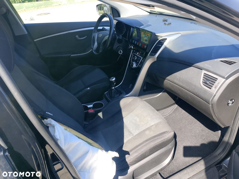 Hyundai i30 - 10