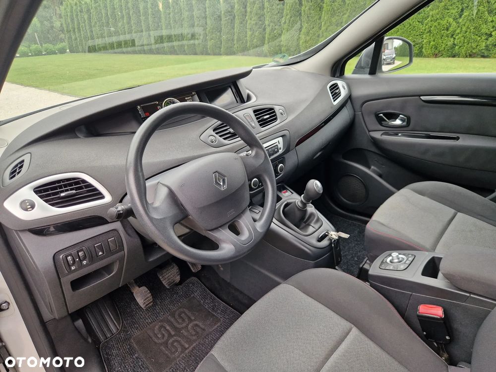 Renault Scenic 1.6 16V 110 TomTom Edition - 36