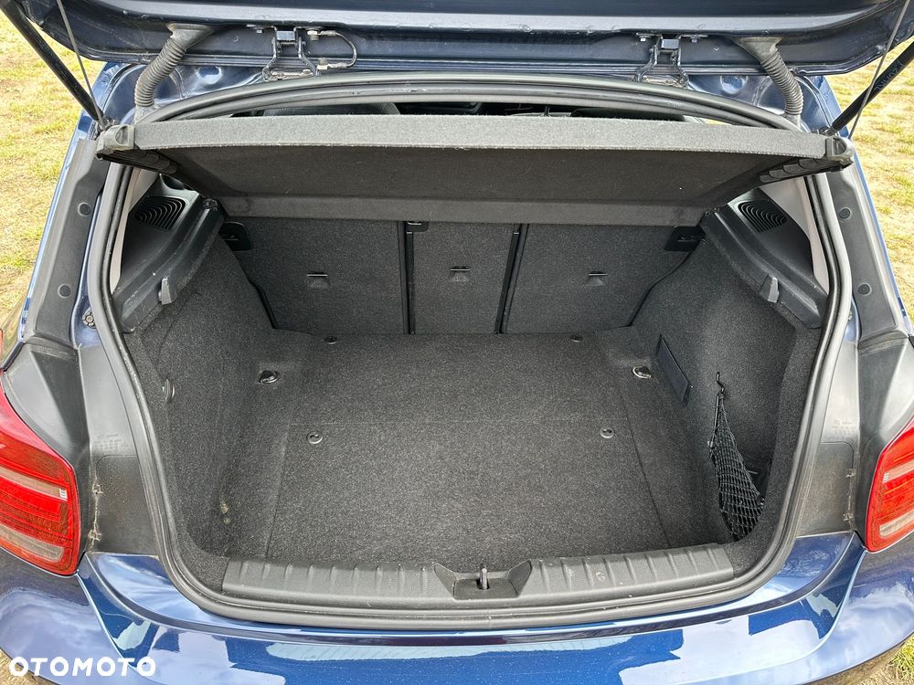 BMW Seria 1 116i - 11