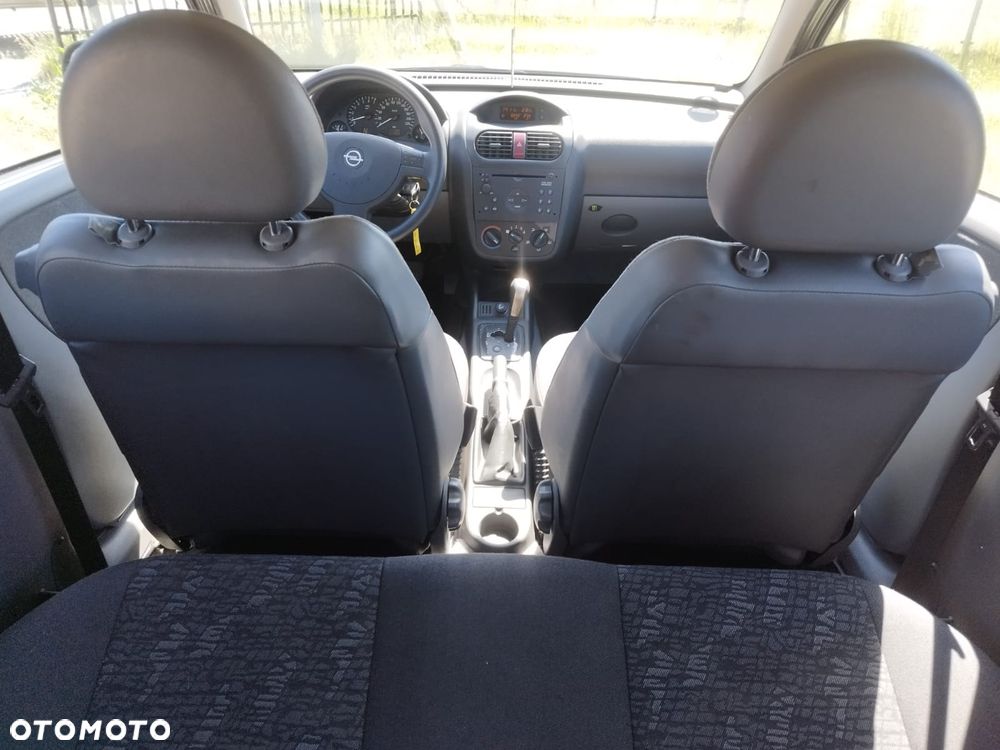 Opel Corsa - 10