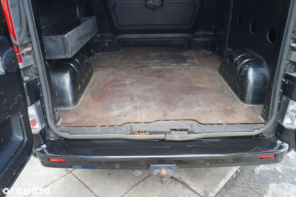 Opel Vivaro - 29