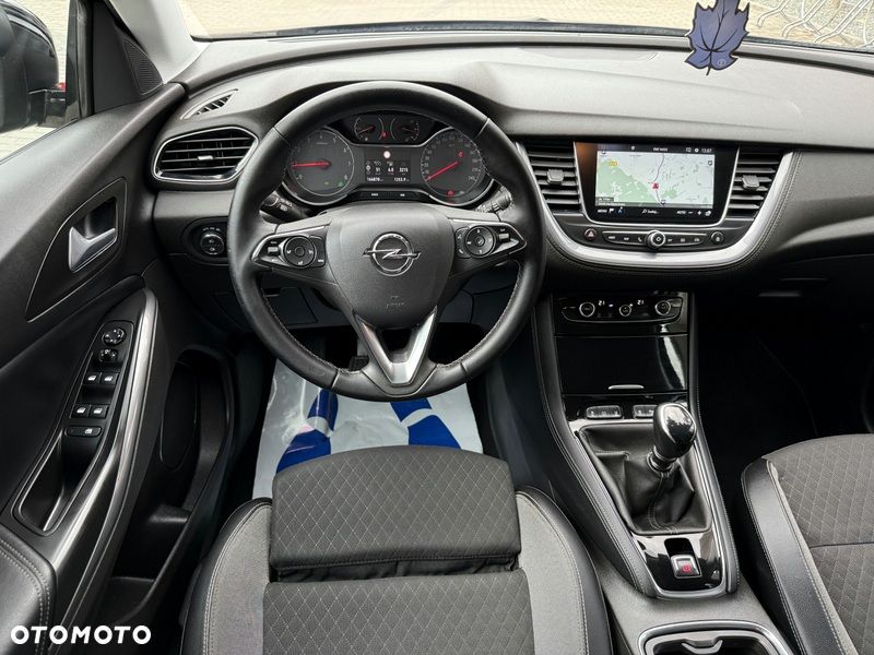 Opel Grandland X 1.5 D Start/Stop Business Elegance - 8