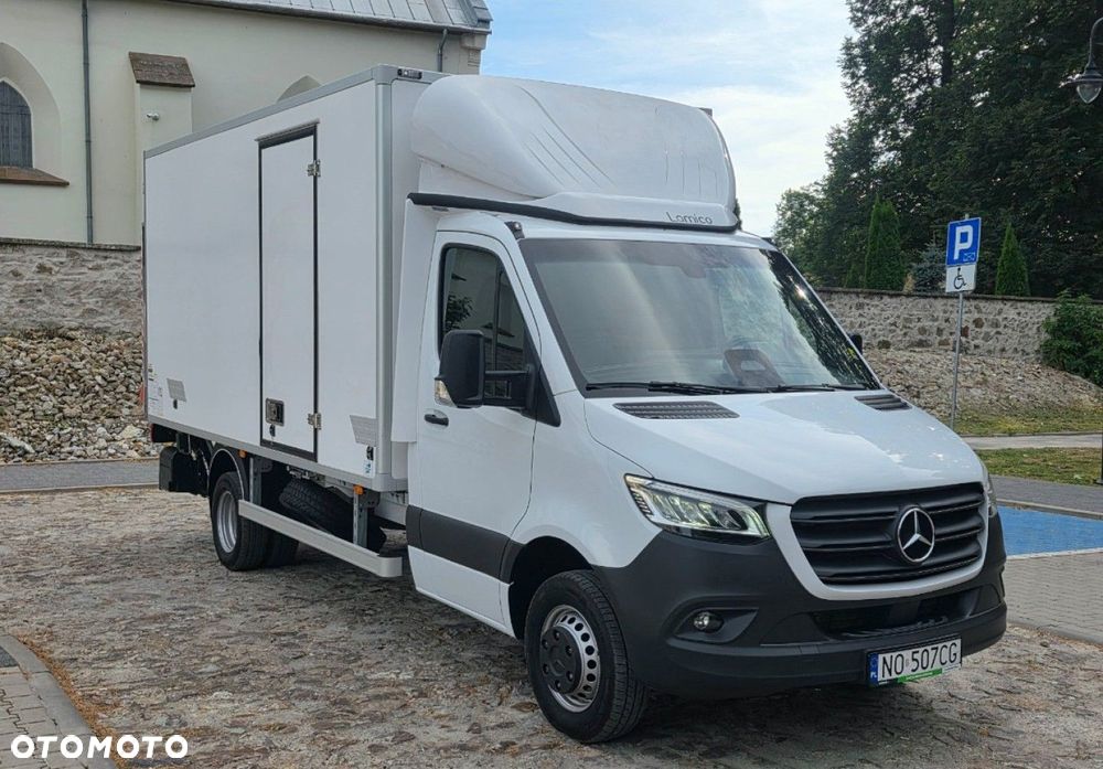 Mercedes-Benz Sprinter 519 - 2