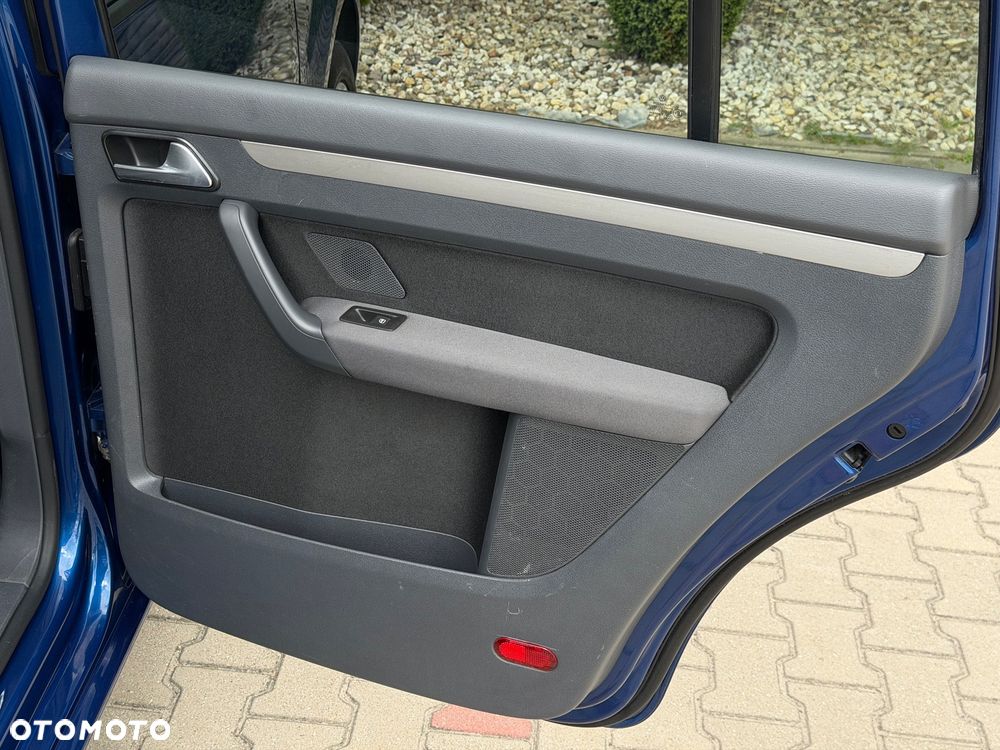 Volkswagen Touran 1.4 TSI Freestyle - 36