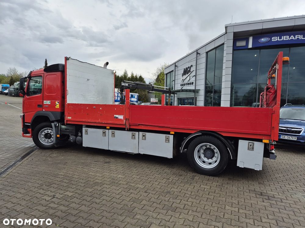 Volvo FM 330 / SKRZYNIA / HDS HIAB 840KG / KABINA SYPIALNIANA / AUTOMAT / HAK - 12