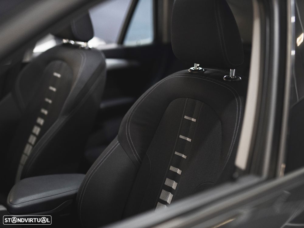 BMW X1 16 d sDrive Line Sport - 22