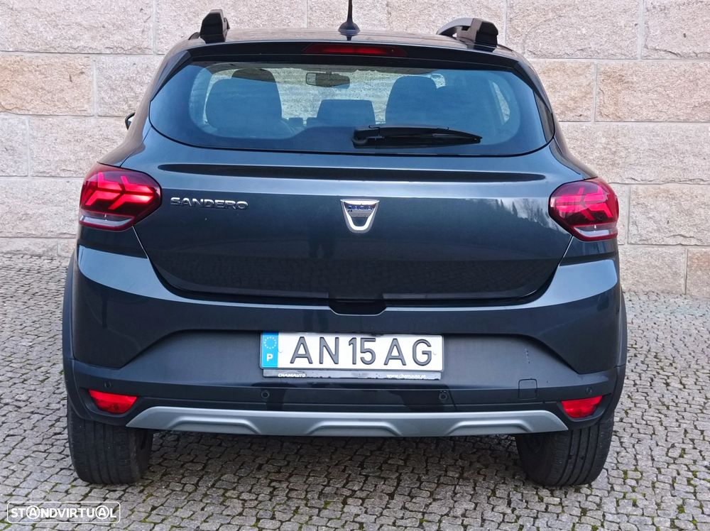 Dacia Sandero - 8