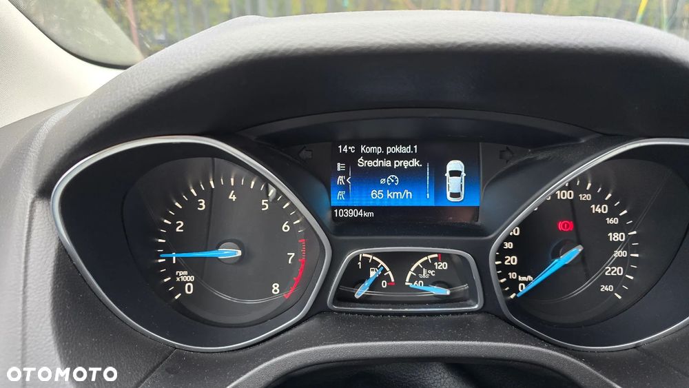 Ford Focus 1.0 EcoBoost Titanium - 10