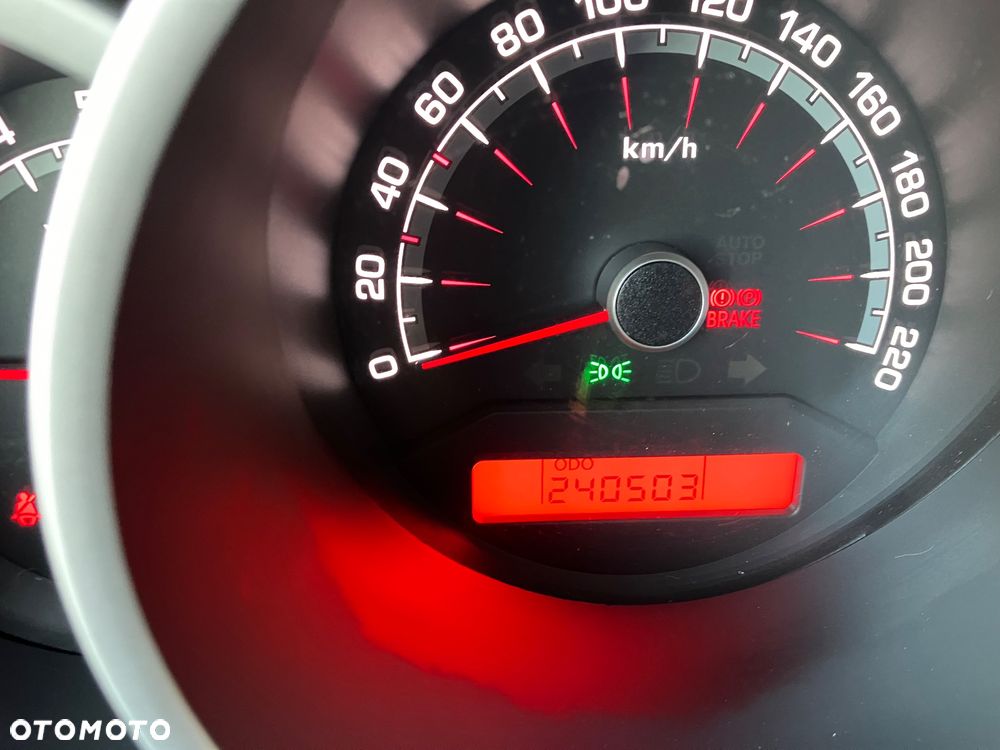 Kia Venga 1.4 CRDi 90 Edition 7 - 17