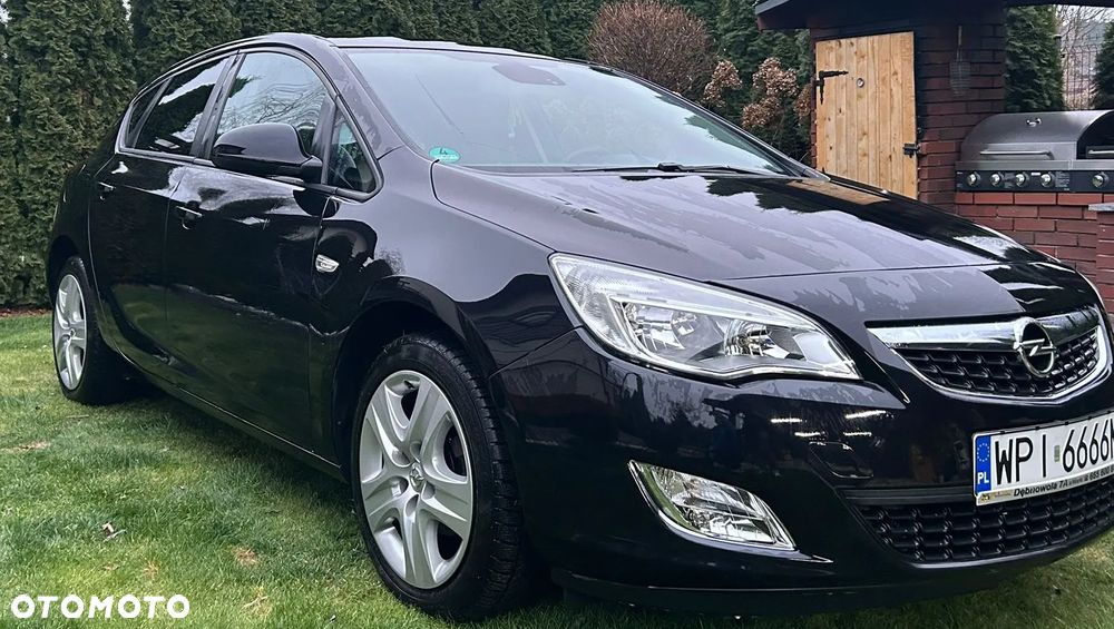Opel Astra 1.4 Turbo Color Edition - 10