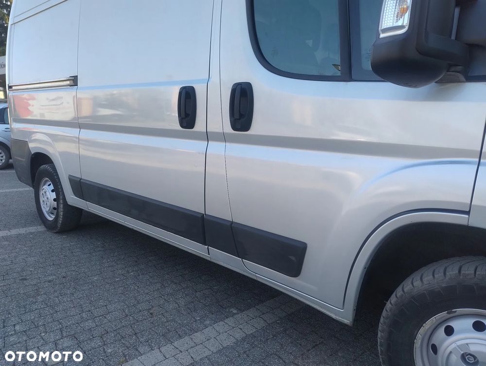 Peugeot BOXER PO LIFTINGU 2.0 HDI (130KM) 6-BIEGÓW (L2H2) STAN SUPER IDEALNY KLIMA FULL OPCJA NIE MA RDZY 100% ORYGINAŁ KM SERWIS ! ! ! - 30