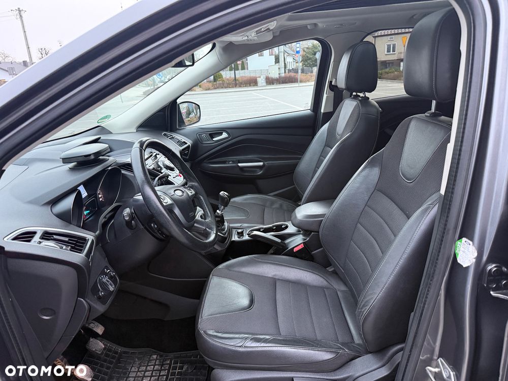 Ford Kuga 2.0 TDCi Titanium - 8