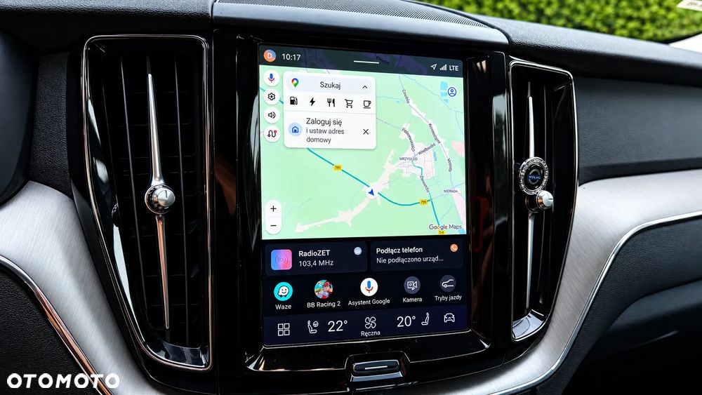 Volvo XC 60 T6 AWD Core - 21