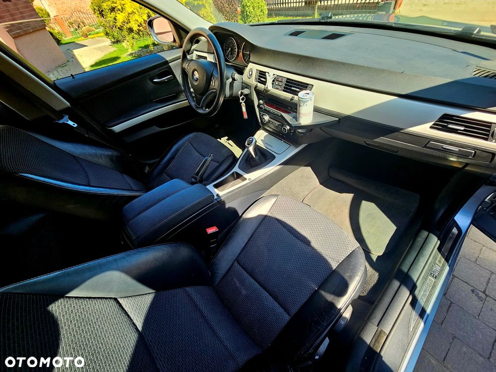 BMW Seria 3 318d - 7